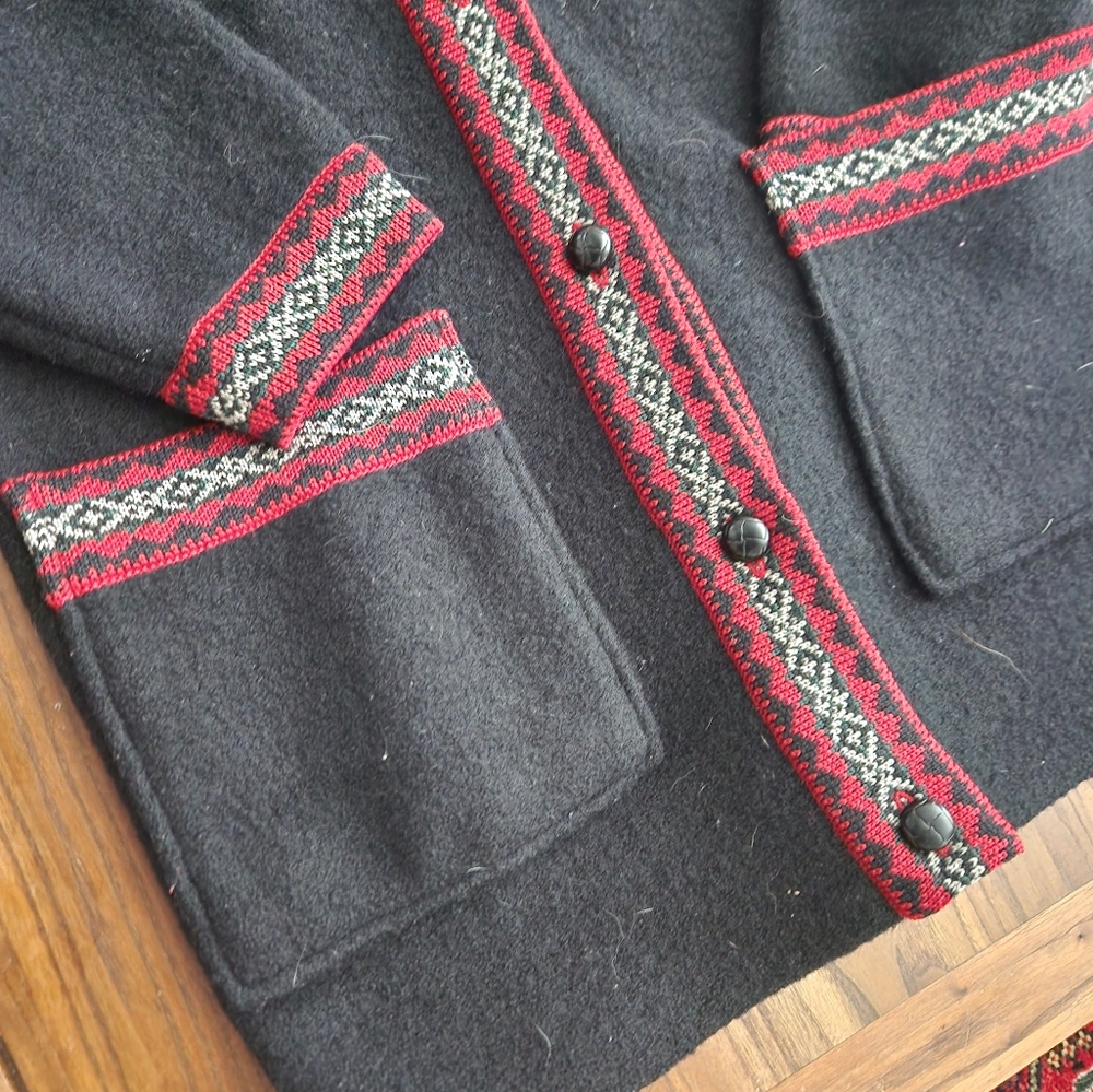 L.L. Bean Wool Coat S View 5